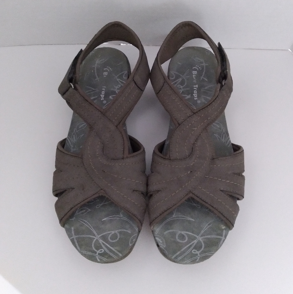 Baretraps Grey 9 Casual Confort Adjustable Sandals